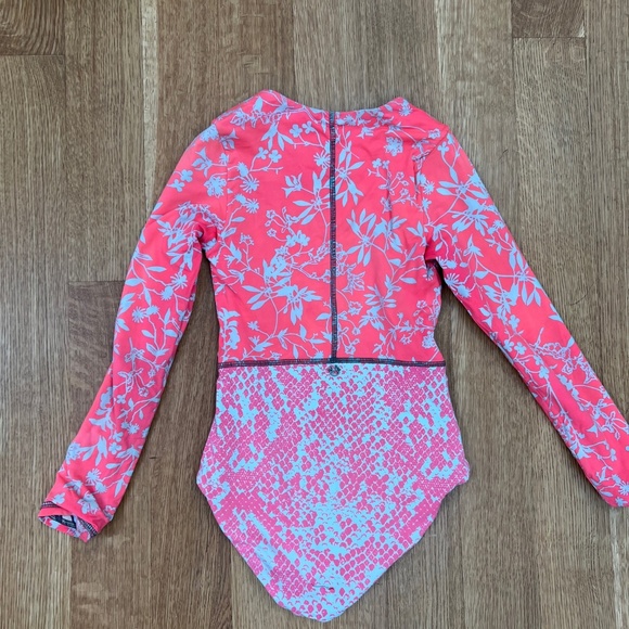 Girls Maaji one piece size 8 - Picture 4 of 5